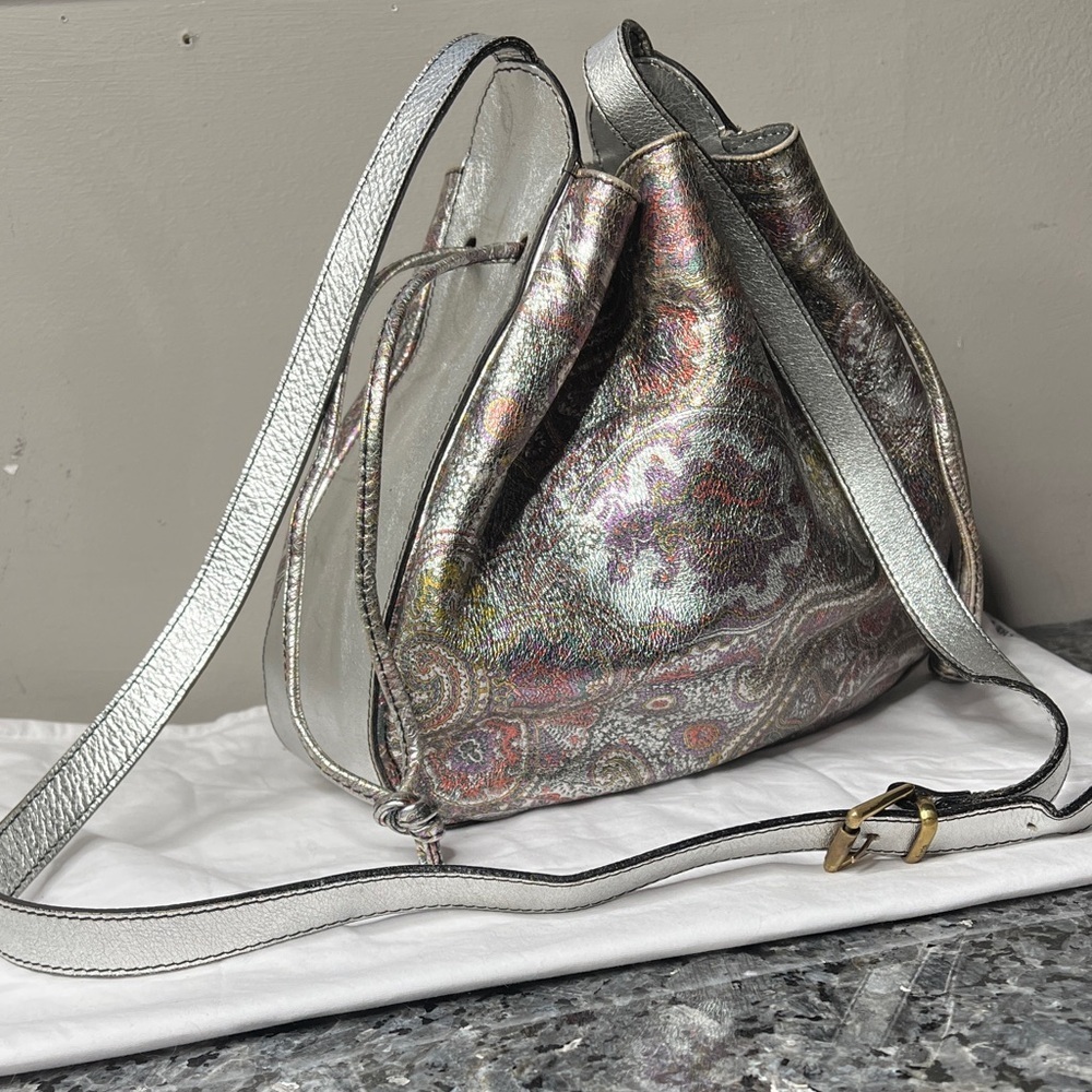 Furla Vintage Silver Leather Cinch Semi Structured Bucket Bag Made in Italy - Picture 3 of 16